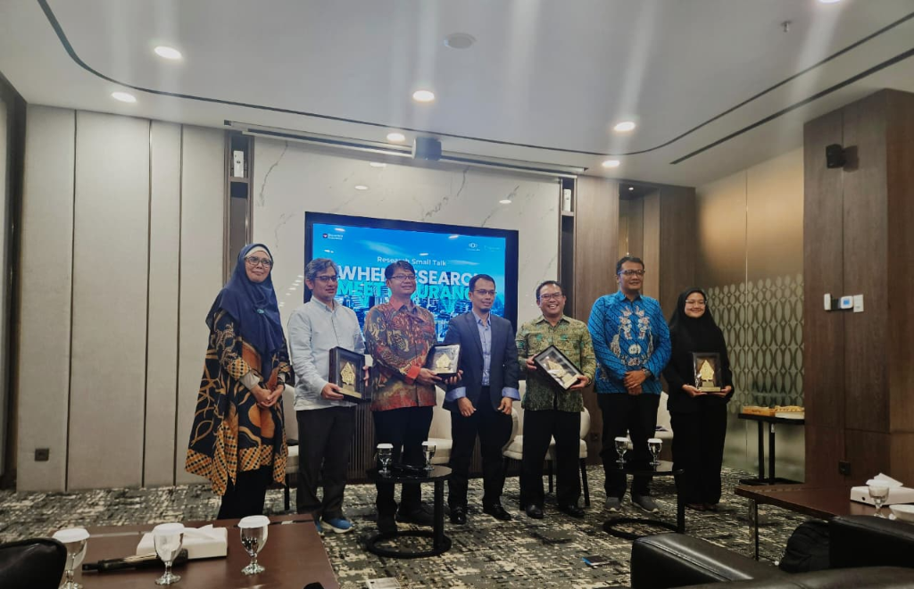 Research Small Talk with Indonesia Re